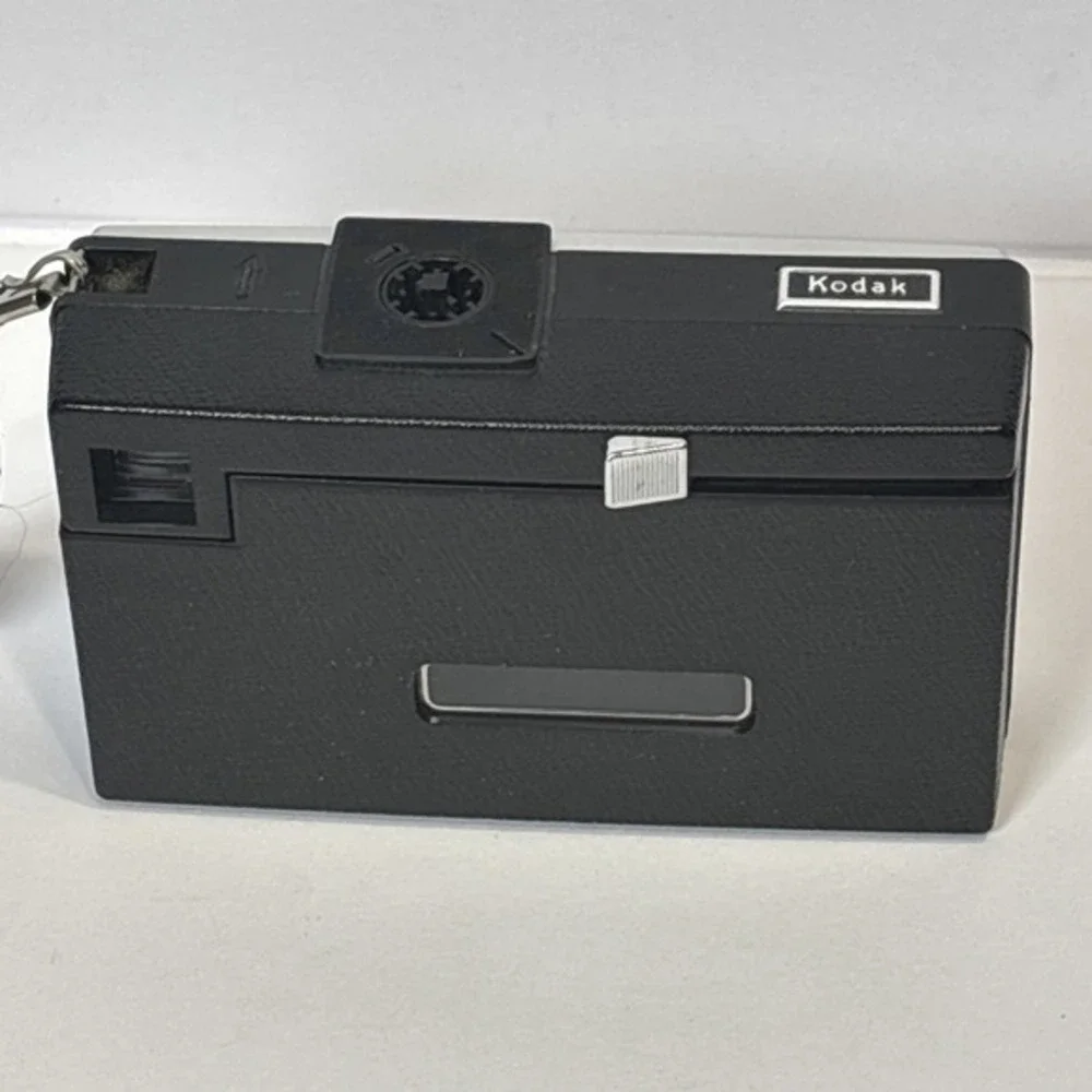 Vintage Kodak Instamatic X-15 Point & Shoot Film Camera‎ Untested Original Box